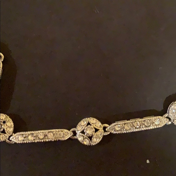 Faux diamond necklace that is stunning on. Looks real - Picture 7 of 8